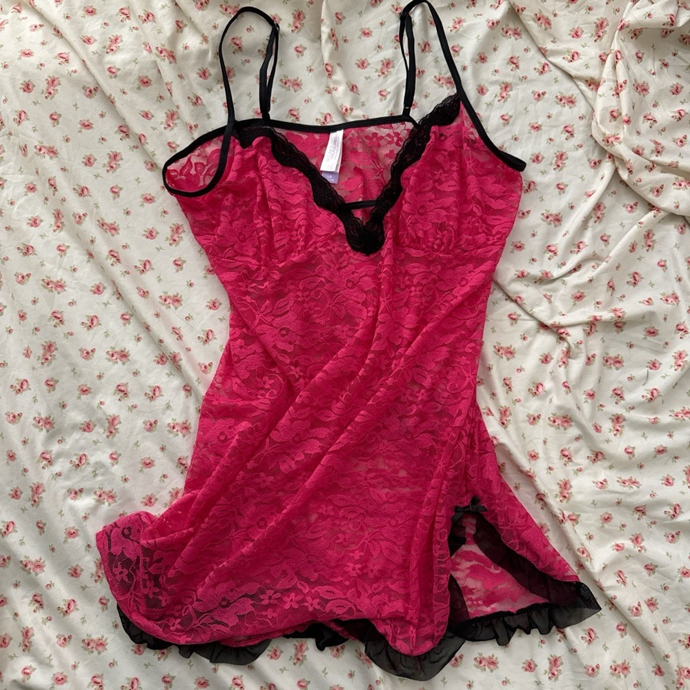 Secret Treasures Fuchsia Lace Chemise with Black Accents